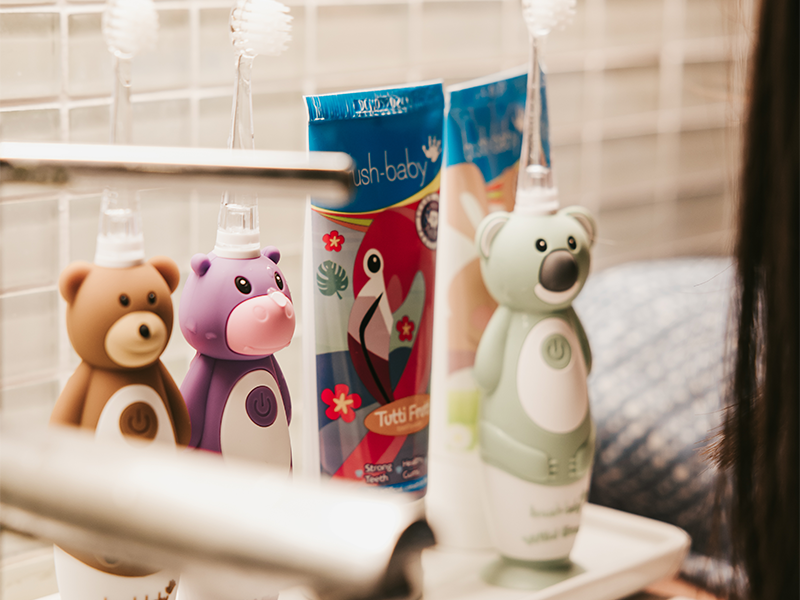 【沙莫太太】牙刷變玩具？孩子搶著用的 Brush Baby 電動牙刷