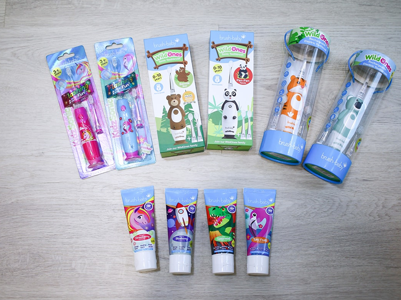 【兔子洞裡的愛麗絲】不再追著孩子刷牙！Brush Baby 電動牙刷的神奇魔力